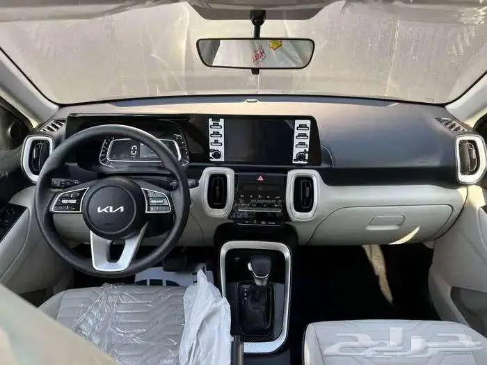 كيا سونيت 2026 استاندر واستاندر مطور لدى شركة الخضر للسيارات 6