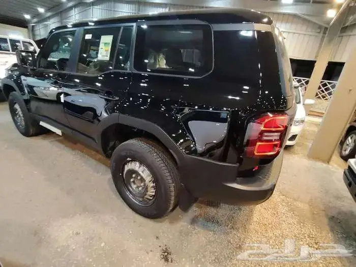 برادو TX موديل 2025 بنزين حبه فقط لون اسود 9