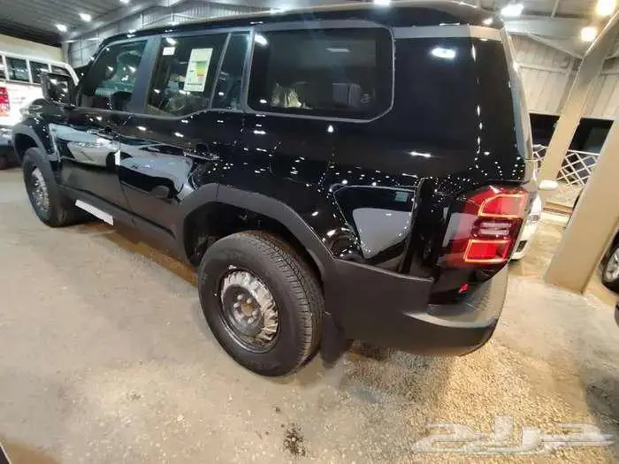 برادو TX موديل 2025 بنزين حبه فقط لون اسود 14