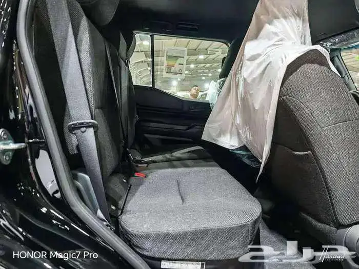 برادو TX موديل 2025 بنزين حبه فقط لون اسود 23