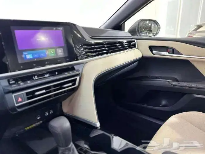 تويوتا كامري LE بنزين موديل 2025 كاش و أقساط 6