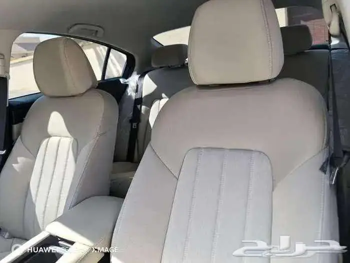 مازاد 6 مستعملة موديل 2023 بنزين حبه فقط لون ابيض 14