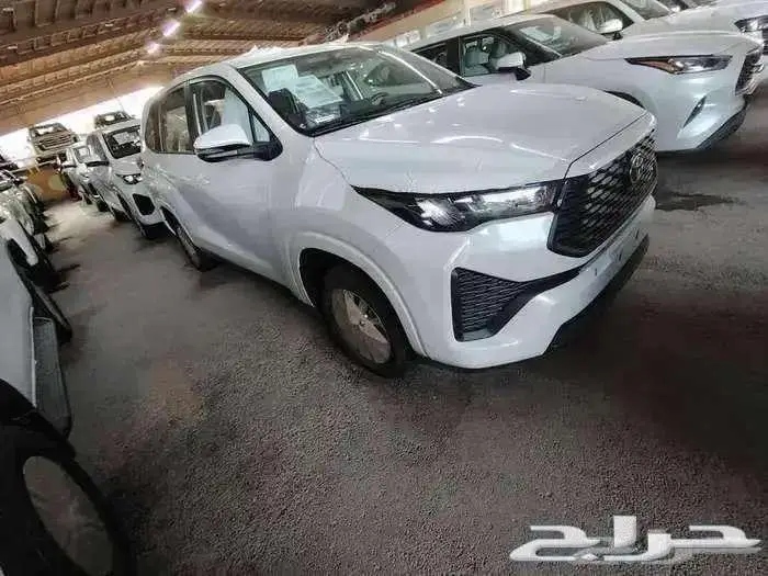 اينوفا موديل 2024 بنزين حبه فقط لون ابيض لؤلؤي 0