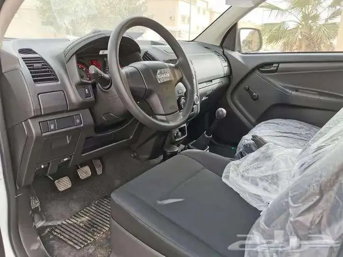 ايسوزو ديماكس غمارتين ستاندر 2025 10