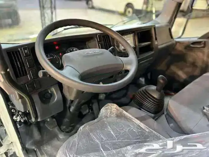 ايسوزو 2025 قلاب 3 طن ديزل كاش وتقسيط 2