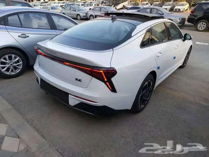 كيا K5 GLS بانوراما 3