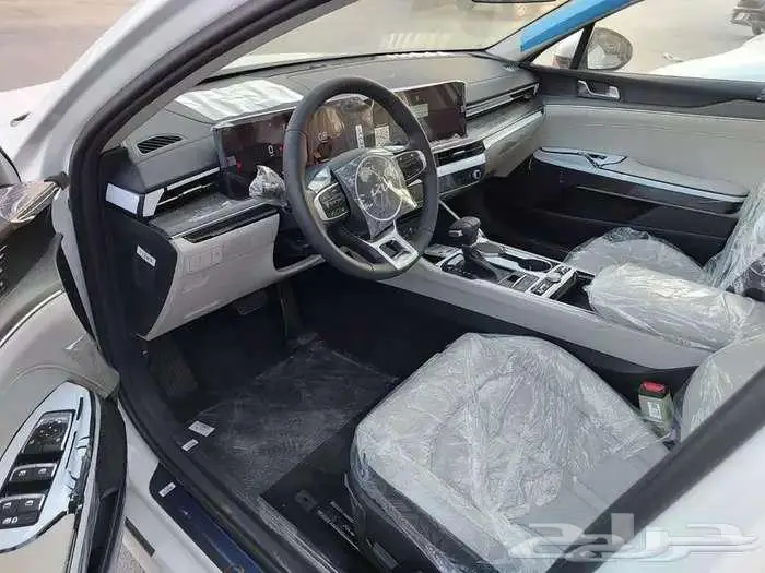 كيا K5 GLS بانوراما 13