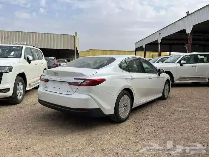 تويوتا كامري E PLUS هايبرد 2025 2