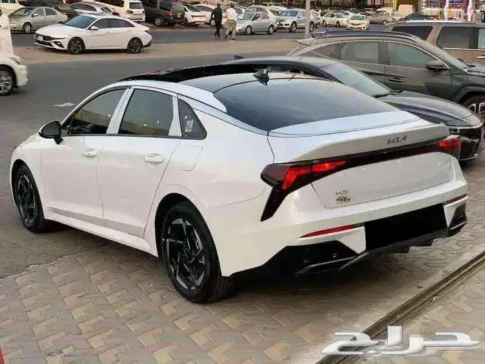كيا K5 استاندر مطور فتحة سقف 2025 اوتو ون 9