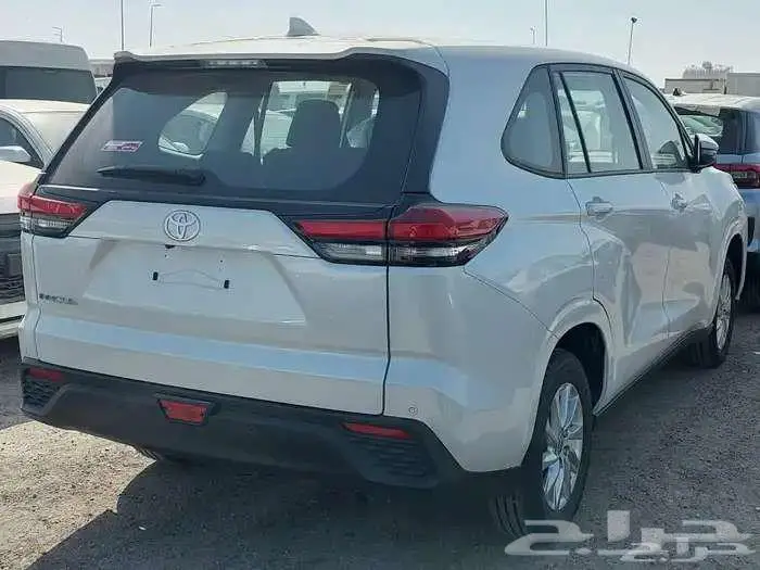 تويوتا انوفا GL 2.0 بنزين 2026 كاش واقساط 3