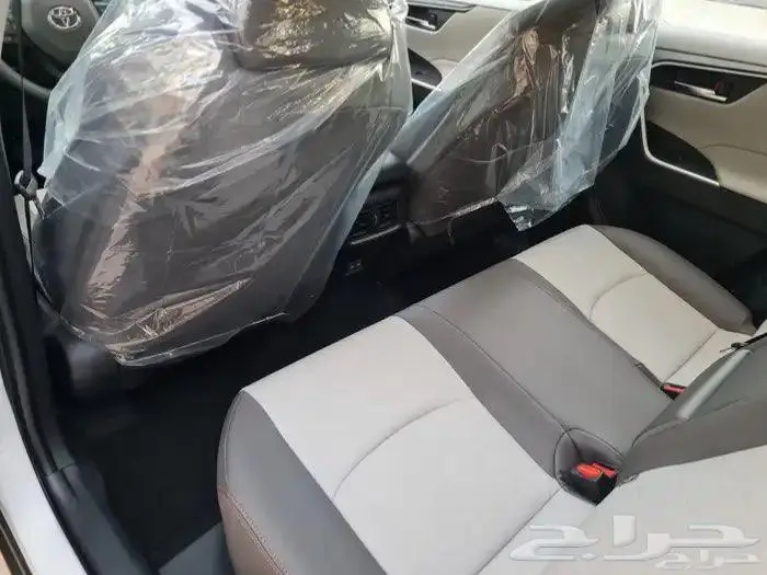 تويوتا راف 4 فل كامل 2.5 ADV 2025 5