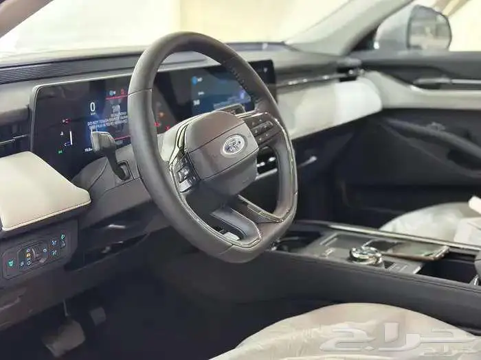 فورد تورس ترند موديل 2026 كاش و أقساط 6