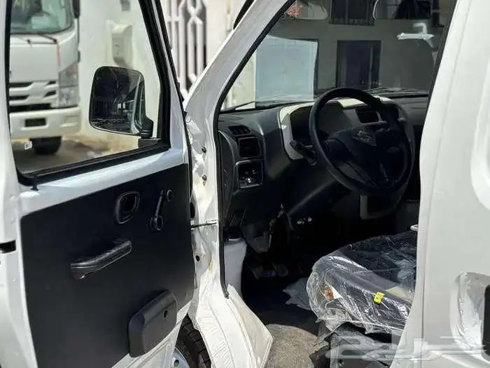 سوزوكي ايكو فان بضاعه بنزين قير عادي 2026 12