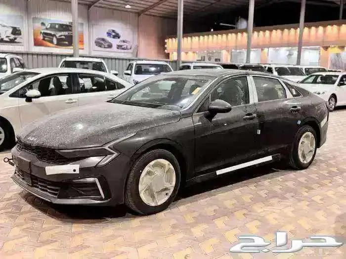 كيا كي 5 استاندار مطور موديل 2025 1