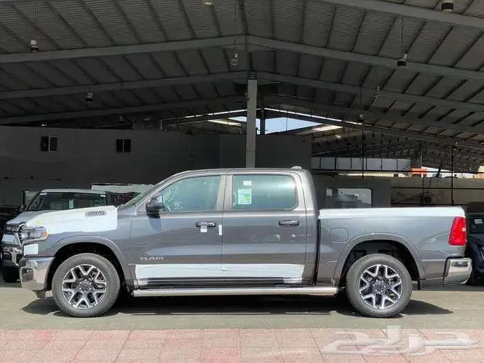 دودج رام 1500 لارامي غمارتين موديل 2025 عرض باقل الاسعار 8