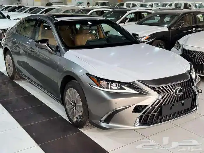 لكزس ES 250 بريمي فتحة سقف 2025 نظام 50-50 2