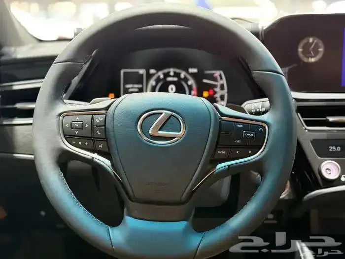 لكزس ES 250 بريمي فتحة سقف 2025 نظام 50-50 15