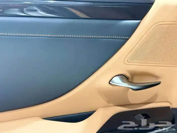 لكزس ES 250 بريمي فتحة سقف 2025 نظام 50-50 17