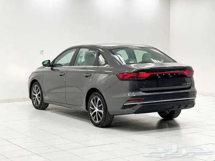 جيلي امجراند فل كامل- قير أتوماتيك 2025 3