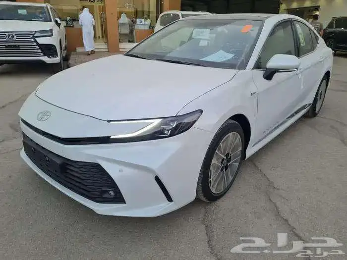 كامري ال اي هايبرد 2025 0