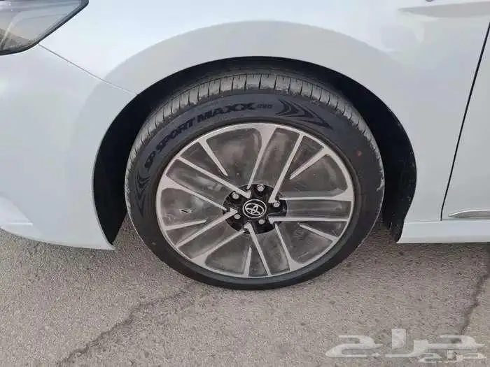 كامري ال اي هايبرد 2025 3