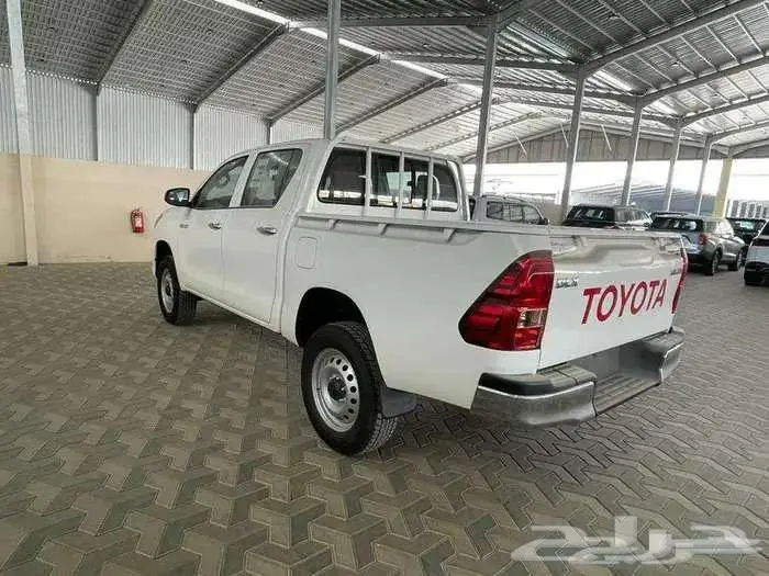 تويوتا هايلكس غمارتين سلق بريمي الموديل  2025 5