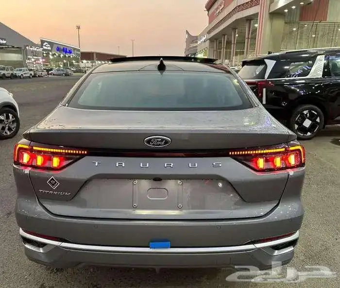 فورد تورس تيتانيوم موديل 2026 اقساط او كاش 11