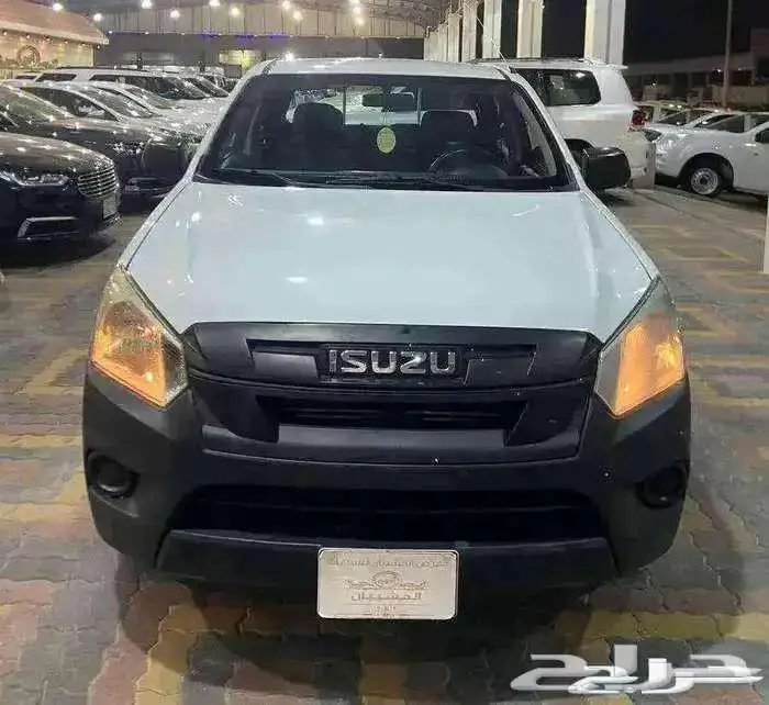 للبيع ايسوزو ديماكس 2022 غمارتين ديزل سعودي 0