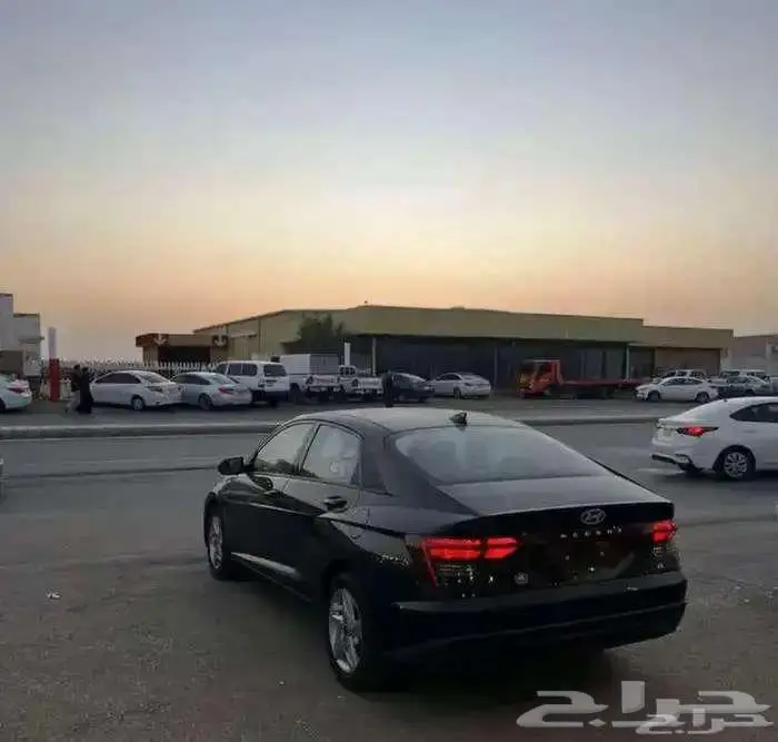 هيونداي اكسنت 2026 الون اسود ستاندر 1