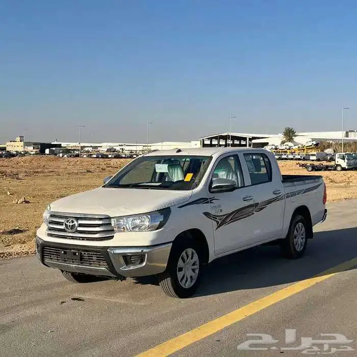 تويوتا هايلوكس غمارتين ديزل بدون دبل موديل 2025 6