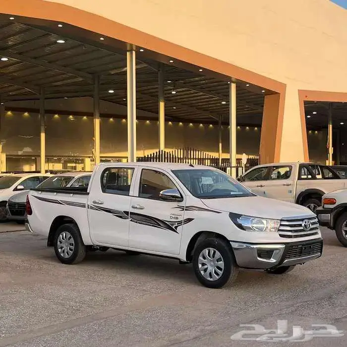 تويوتا هايلوكس غمارتين ديزل كاش اقساط2025 7