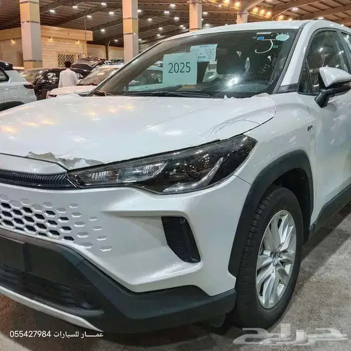 تويوتا كورلا كروس استاندر 2025 1