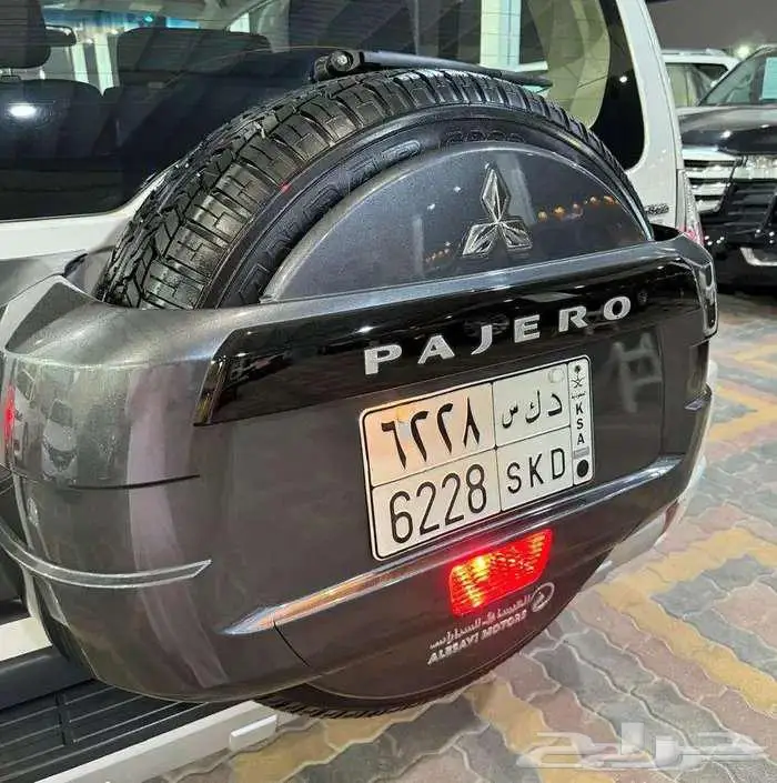 للبيع باجيرو 2020 بابين V6 3.8 سعودي 16