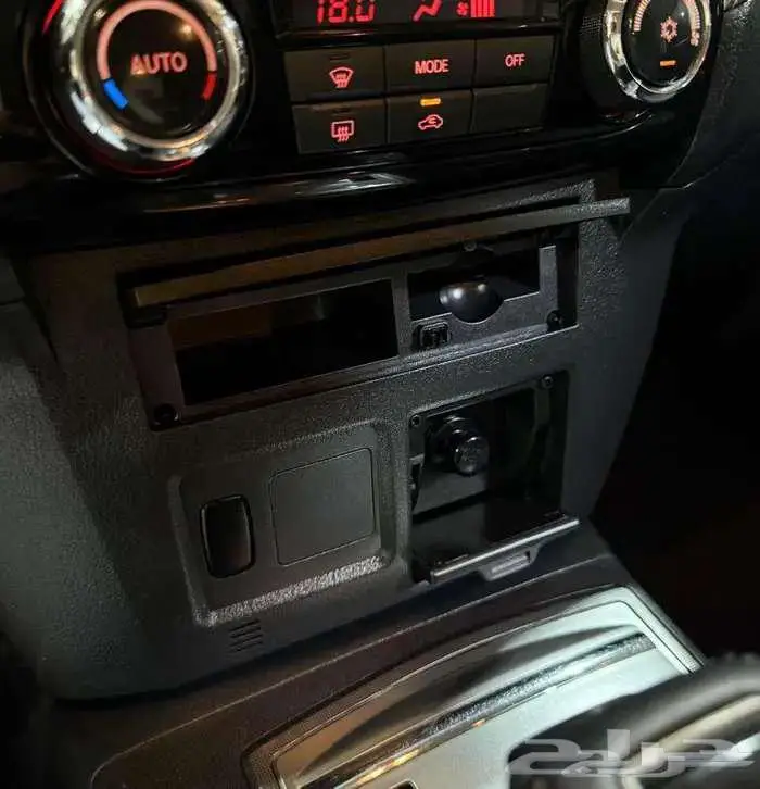 للبيع باجيرو 2020 بابين V6 3.8 سعودي 32