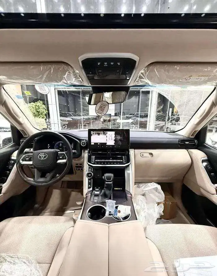 تتوفرفئات لاندكروزر 2026 اصفار لمبيعات النقد والبنك باقل ربح 10