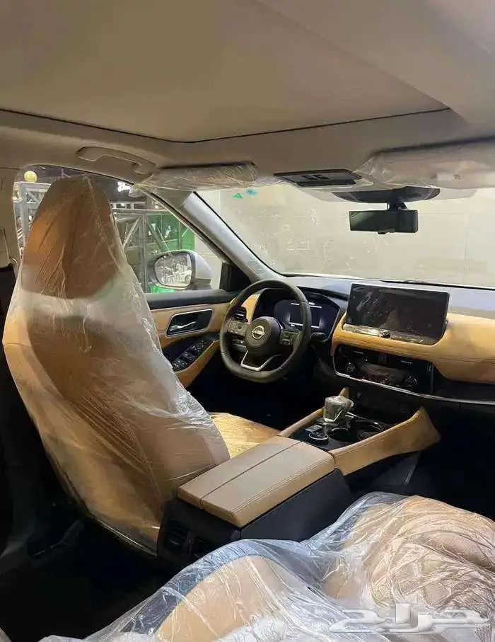 نيسان اكس تريل SL فل 7 مقاعد 2025 كاش واقساط جميع البنوك 5