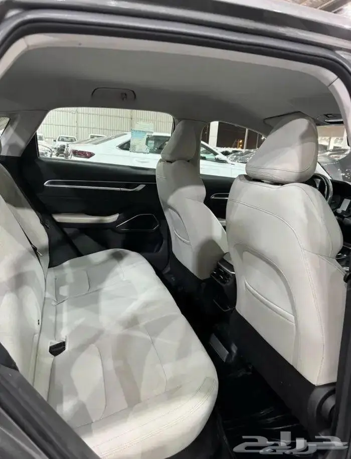 جيلي امجراند7 2023 6