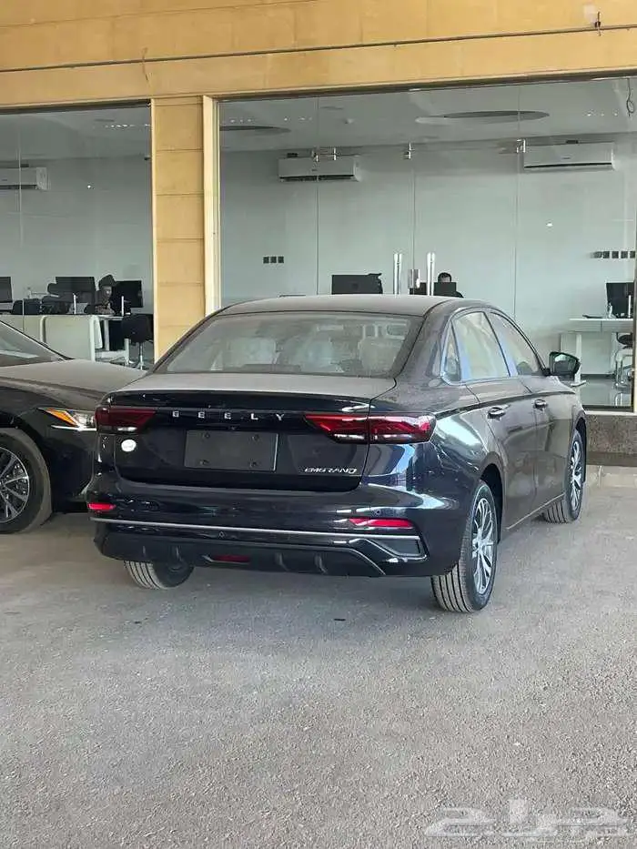 جيلي امجراند ستاندر خليجي 2026 متوفر لدى الحسن 3