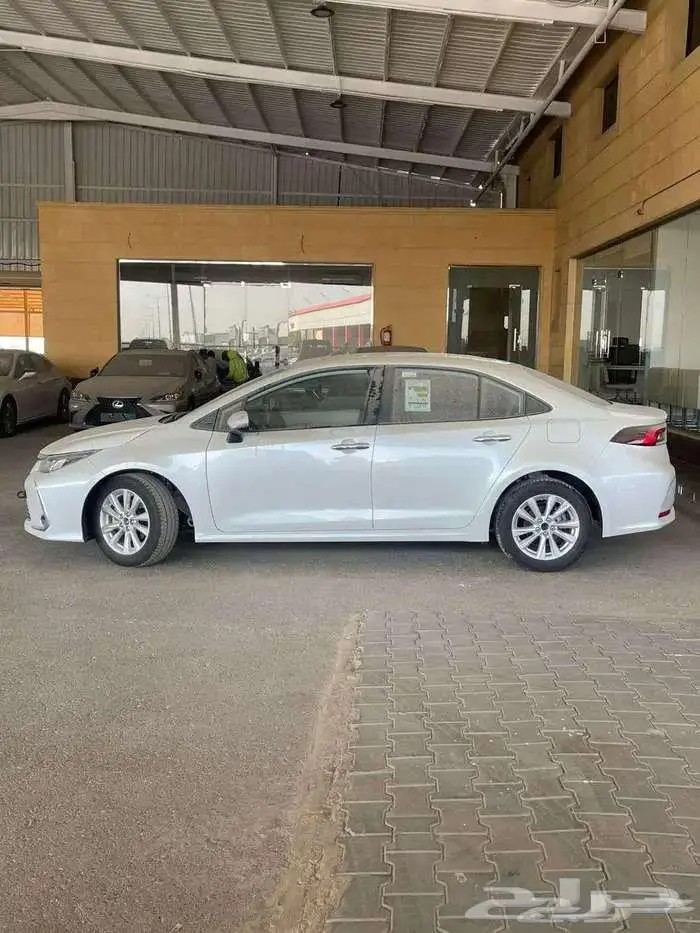 تويوتا كورولا XLI فتحة جنوط 2.0 خليجي 2025 متوفر لدى الحسن 1