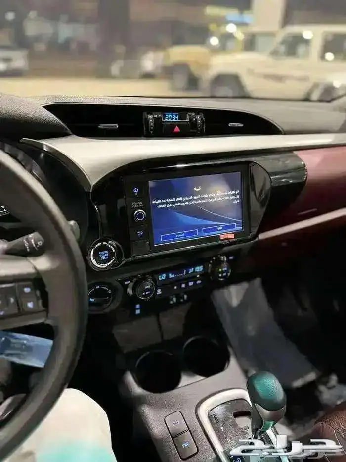 تويوتا هايلوكس موديل 2023 12