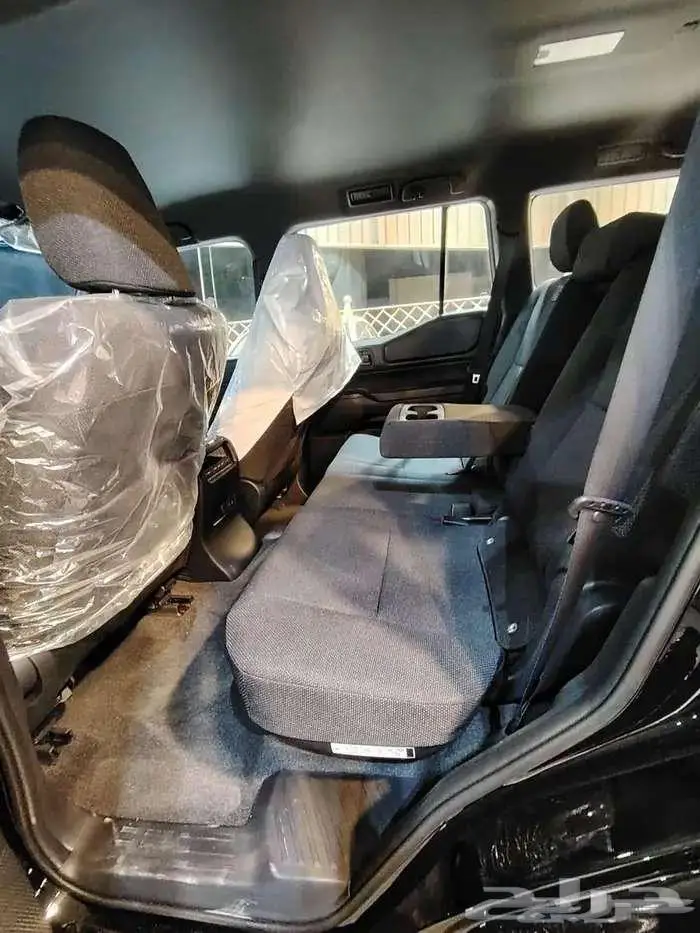 برادو TX موديل 2025 بنزين حبه فقط لون اسود 47