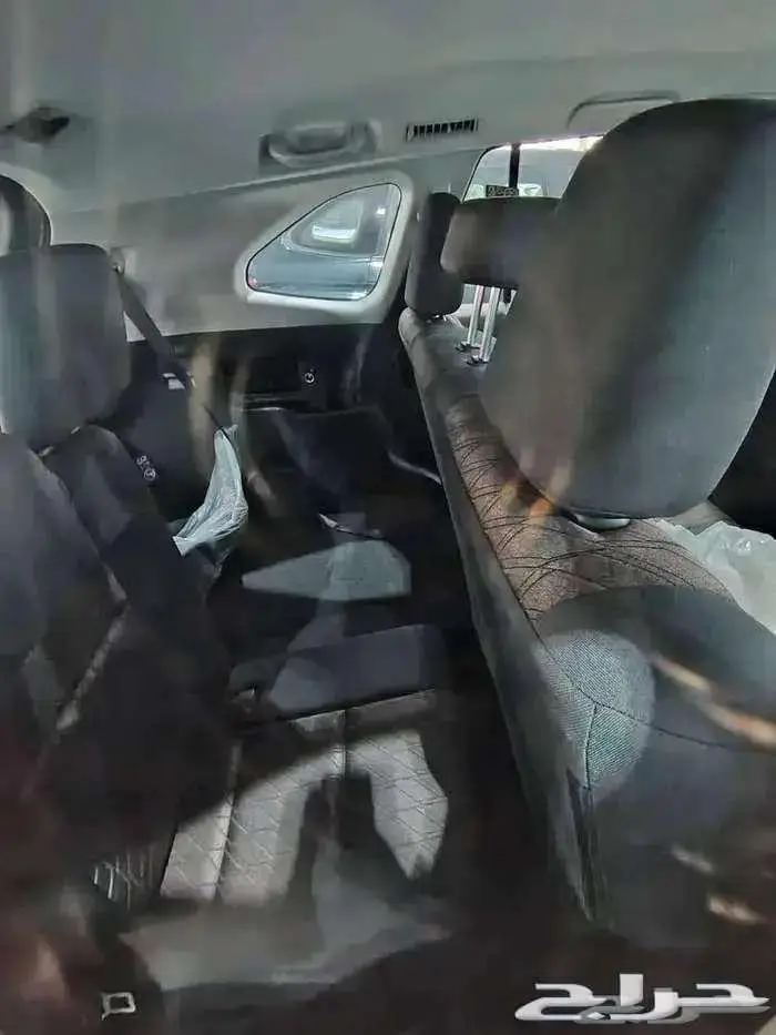 اينوفا موديل 2024 بنزين حبه فقط لون ابيض لؤلؤي 22