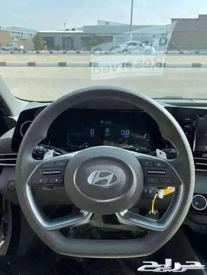 هيونداي إلنترا 2025 سمارت بلاس ابيض ( كاش وبنك ) 2
