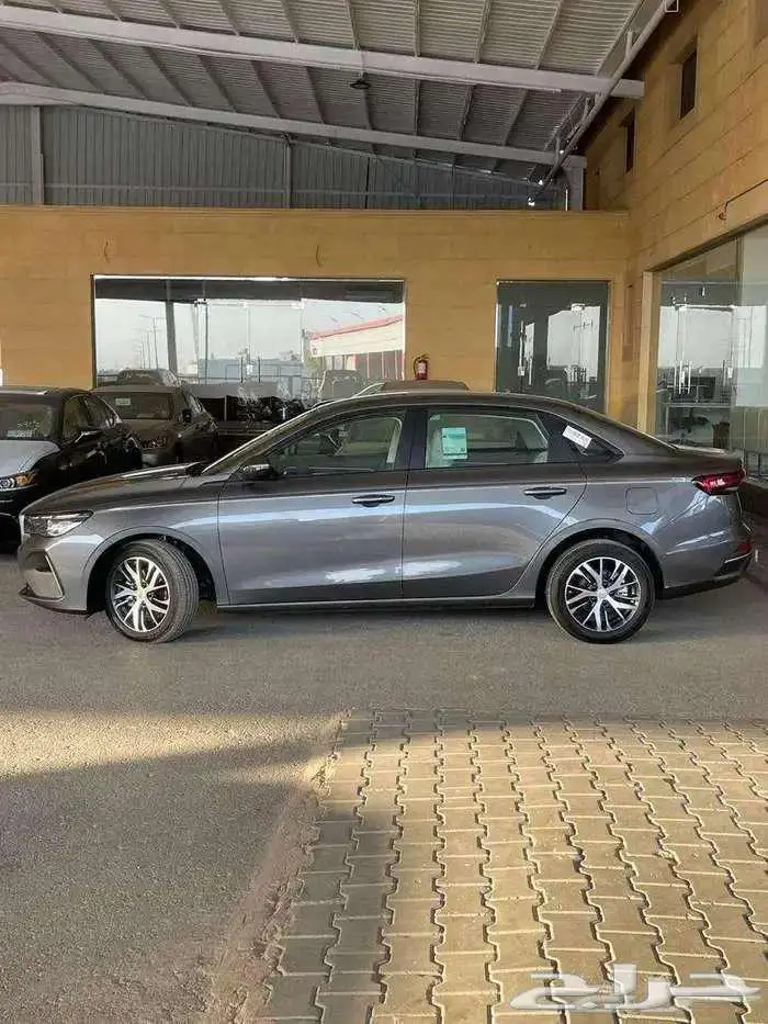 جيلي امجراند ستاندر خليجي 2026 متوفر لدى الحسن 2