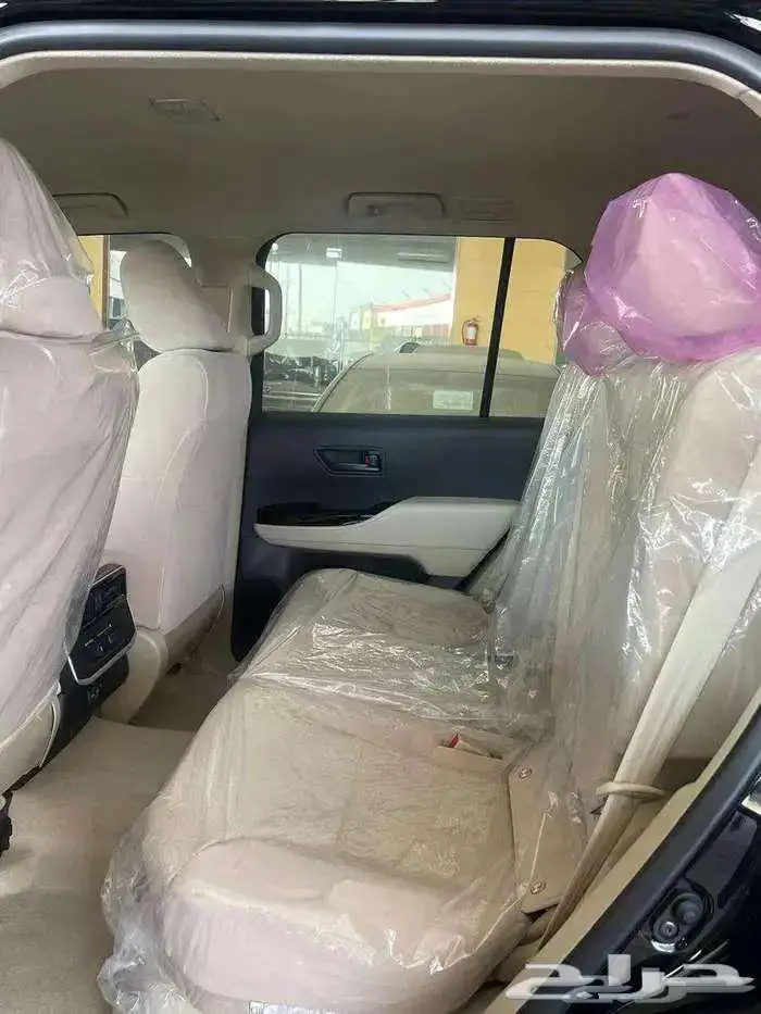 لاندكروزر GXR هدد خليجي تنفس طبيعي 2025 متوفر لدى الحسن 7