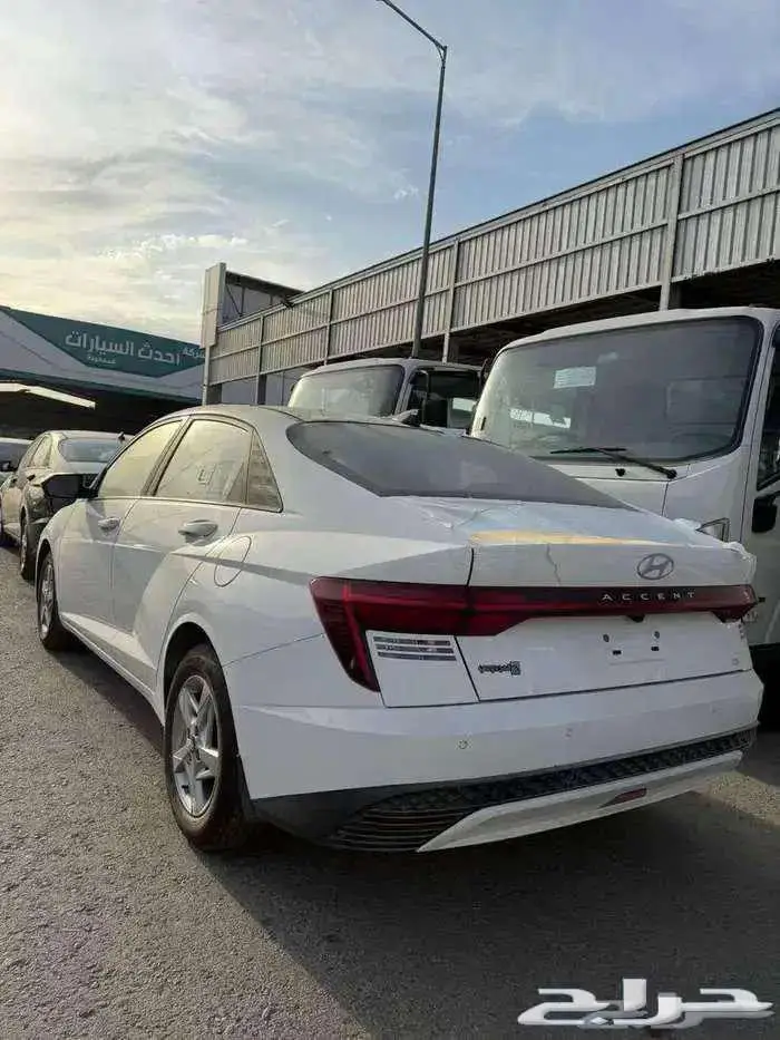 هيونداي اكسنت فليت 5