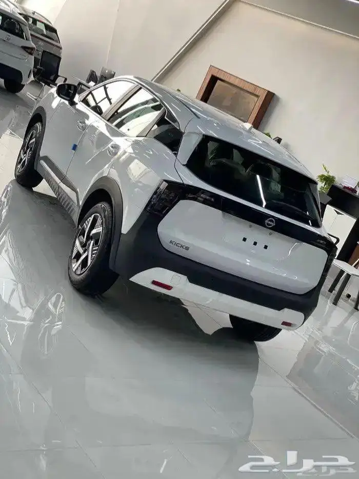 نيسان كيكس ستاندر بافضل الاسعار للكاش و الاقساط 3