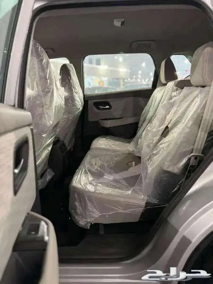 نيسان اكستريل 5 و7مقاعد 2026عرووض 13