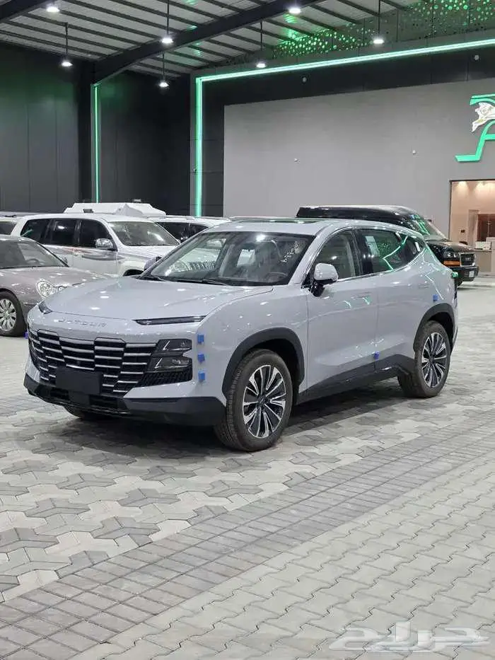 عرض حصري - جيتور داشينج ميد ( نص فل ) موديل 2025 1