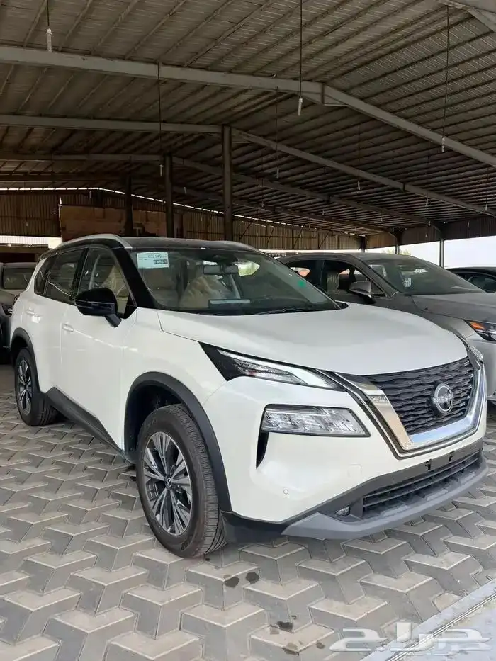 نيسان اكستريل 2025 SV بلس 8